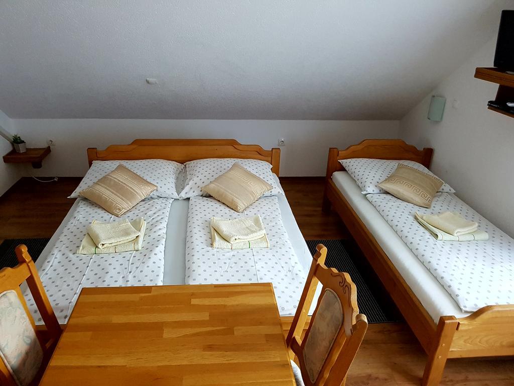 House Ana Bed & Breakfast Plitvička Jezera Eksteriør bilde